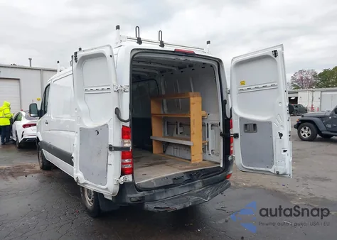 2014 Mercedes-Benz Sprinter 2500 Normal Roof z USA, uszkodzony, nr VIN WD3PE7DC3E5834538